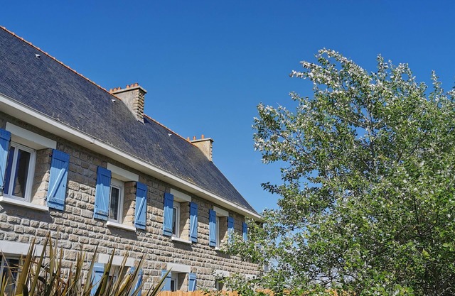 SEA VIEW Penmarch Vacation rental beach at 100 m Pointe de la Torche, Surf