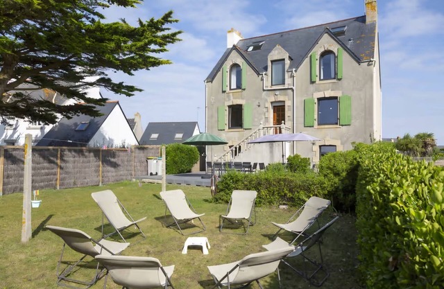 Sea view villa, beaches & surfing, "La Vigie" sleeps 16