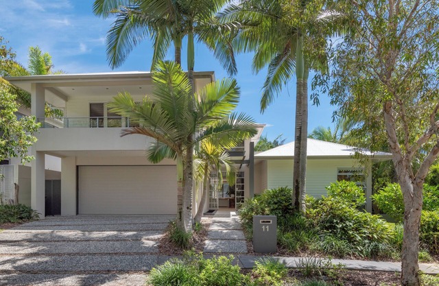 SeaEasta - Luxurious & Lavish Family-friendly House with a Pool!