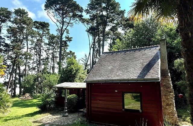 Seafront chalet
