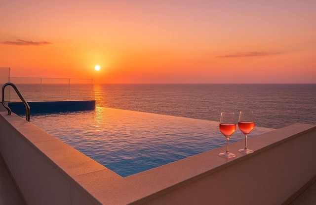SeaRock Suites