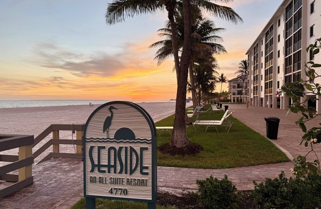 Seaside 509 - Beautiful Beach Front Condo