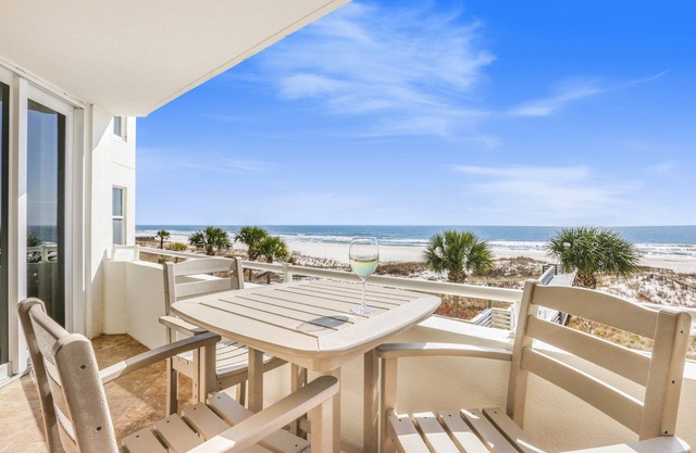 SeaSpray 223E ☀️ TIME FOR A BEACH ESCAPE! 3 Pools Hot Tub Marina