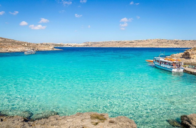 Seaview Pool Dolmen Apt St Paul's Bay, Saint Paul's Bay, Malta