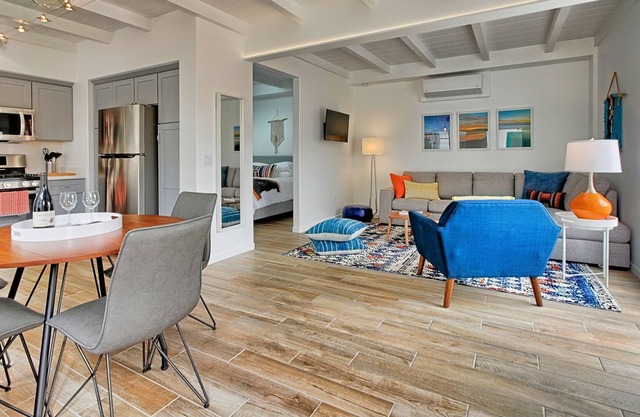 Seaward Beach Modern Bungalows