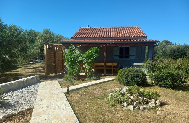 Secluded fisherman's cottage Cove Žižanj, Pašman (K-24722)