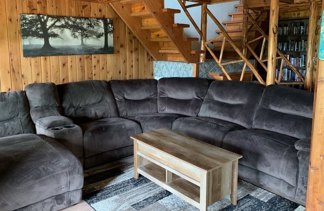 Secluded mountain cabin only minutes from town.
