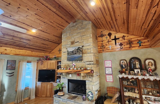 Secluded pet friendly hill country home on 7 acres.