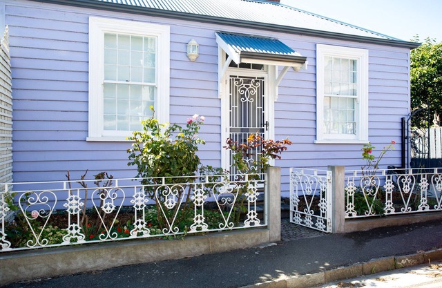 Secret Garden Cottage - Cafe Strip, Launceston