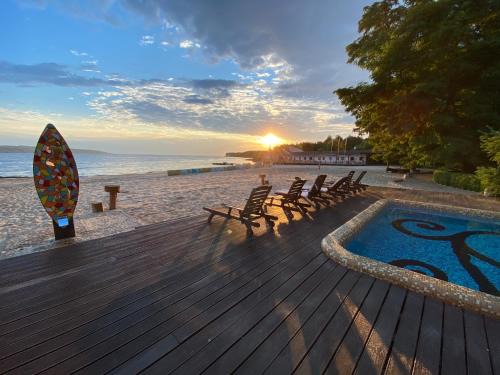 Secret Resort Club