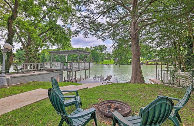 Seguin Home on Lake Placid w/Boat Dock!