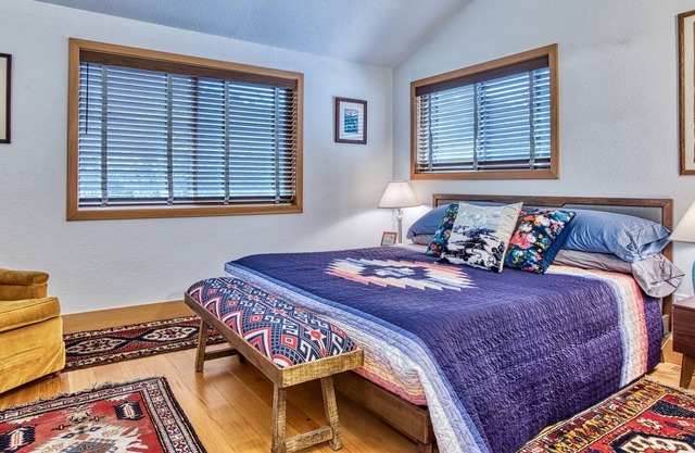 Sehome Garden Inn - Garden Aerie Master