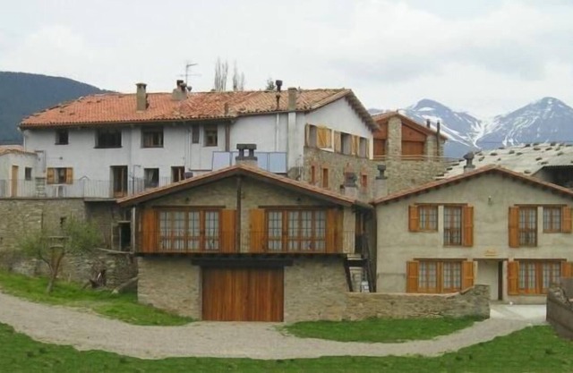 Self catering Can Tubau for 25 people
