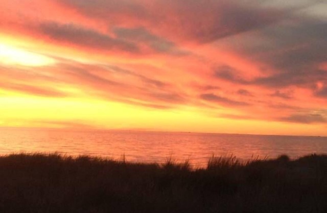 Semaphore Beach Front Apartment.Water Views.