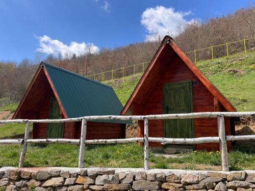 Seosko Domaćinstvo Dizdarević