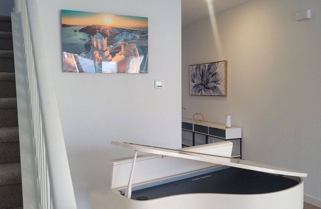 Sequoia Deluxe/Brand New 5 beds/3.5 baths