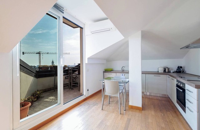 Serela Suite - Elegant penthouse with panoramic terrace