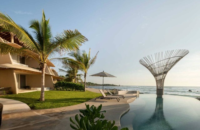 Serene Beachfront Heaven with Plunge Pool