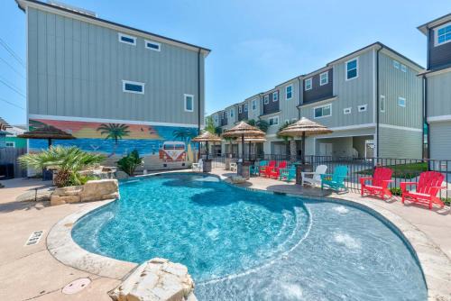 Serenity Min to Beach Resort Pool & Waterslide