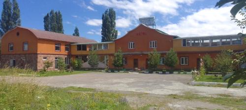 Sevan Garden Complex