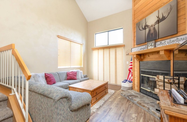 Seven Springs 2BR+Loft Premium Condo, sleeps 11! by RedAwning