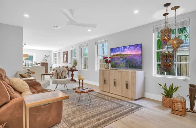 SF Home Away From Home in Coconut Grove