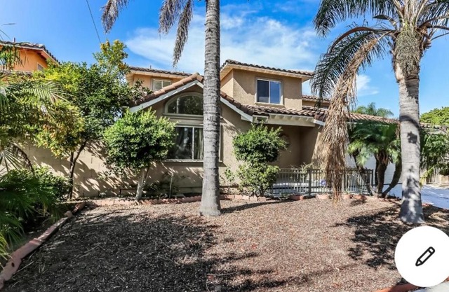 Shabby chic abode in Los Angeles ca