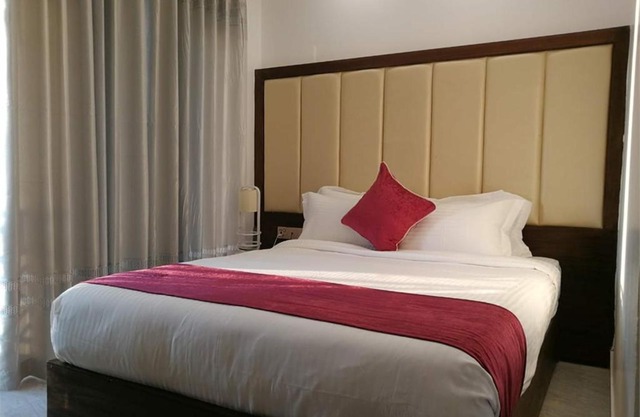 Shada Pathor Hotel & Resort