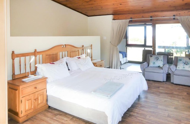 Shalom Self Catering