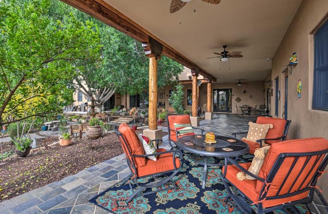Shared Backyard and Hot Tub Restful Mesa Retreat!