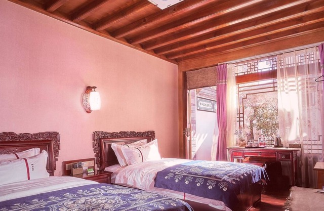 Shaxi Aoding Courtyard