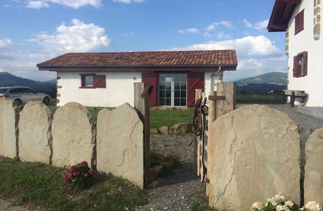 Sheepfold facing the Pyrenees