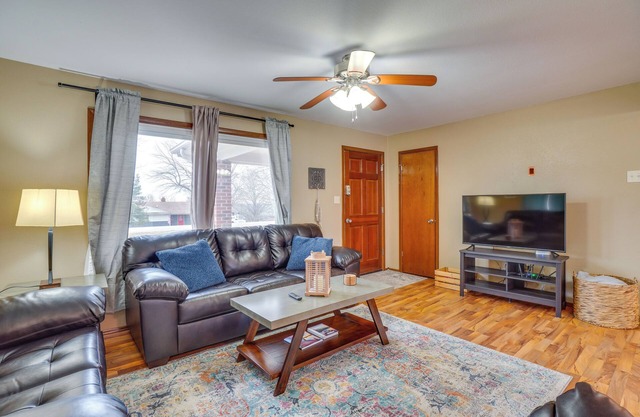 Shell Knob Home w/Fire Pit, Near Table Rock Lake!
