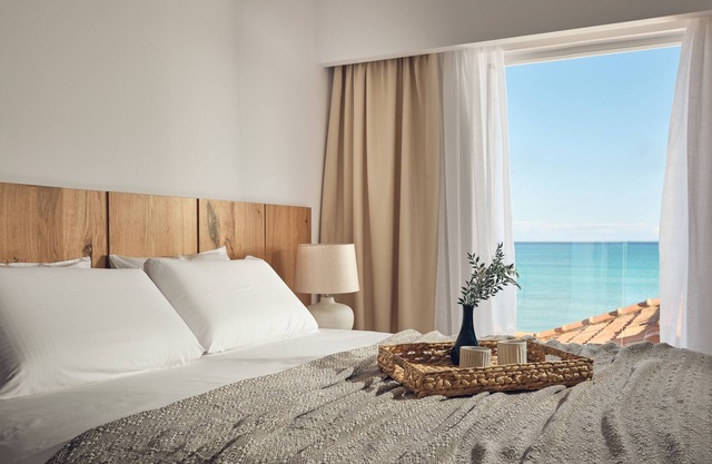 Shellona Luxury Rooms - Deluxe Room 2-3 guests with Sea View