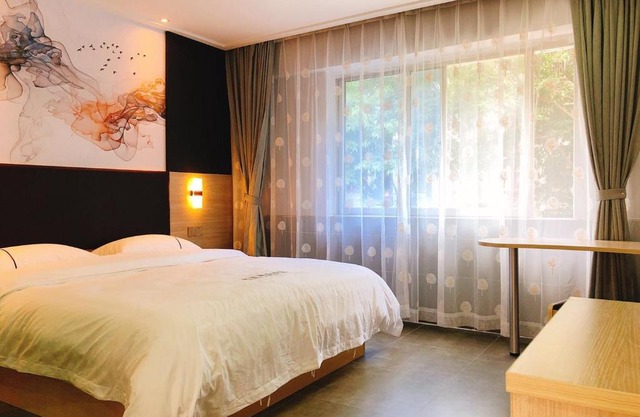 Shenzhen Hualian Boutique Hotel