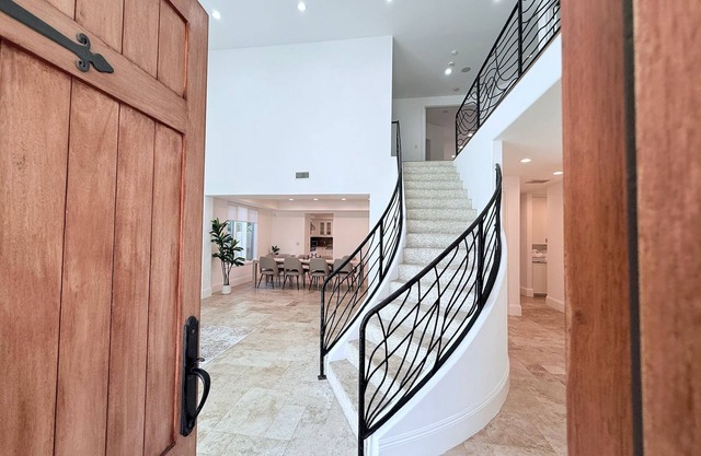 Sherman Oaks Serenity 5BDs & 5.5BAs w/Pool&Spa