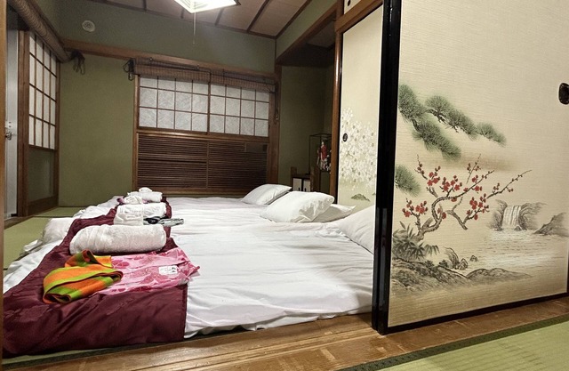 Shinjuku/Shin-okubo 8 min walk 108 ㎡ Japanese garden inn