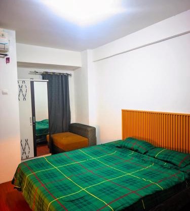 SIGNATURE Room