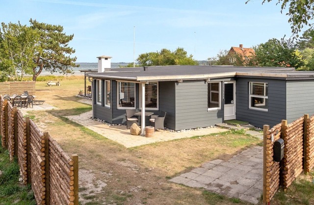 "Sigurd" - 20m from the sea by Interhome