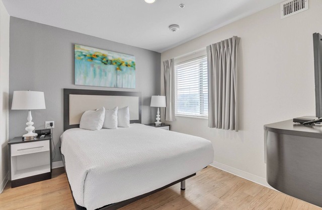 Simplicity At the Rim 1216 I Comfy 2 Bed 2 Bath