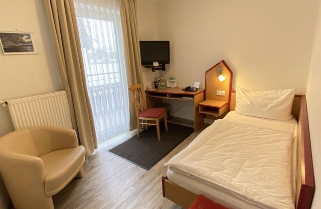 Single room with shower/WC - Am Brunnenplatz, Hotel Garni