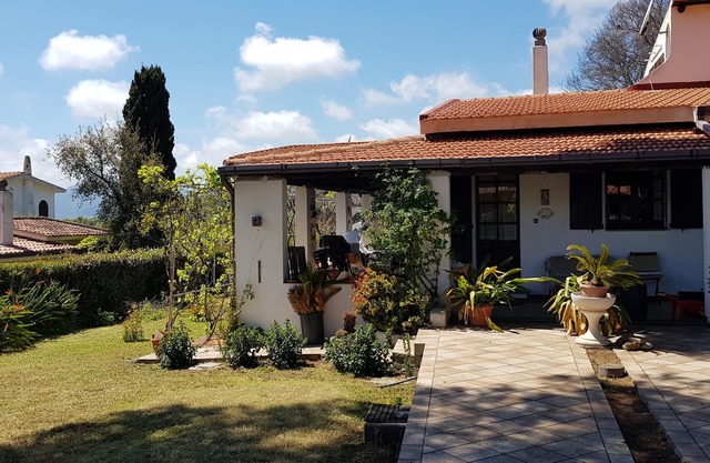 Single villa from Titti and Carlo a stone's throw from the sea