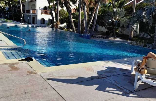 Sint maarten 2 bedroom simpson yatch club