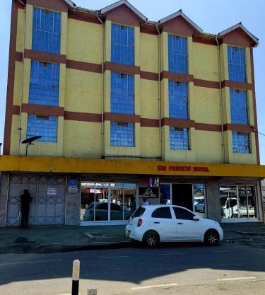 Sir Francis Hotel