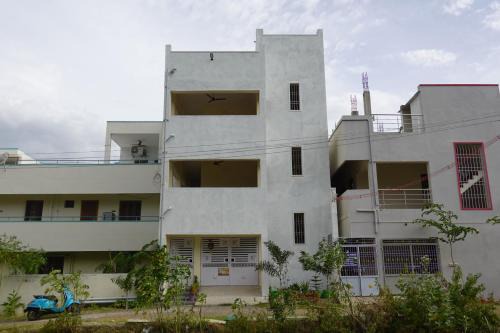 Sivan Paadham Nilayam Guest House