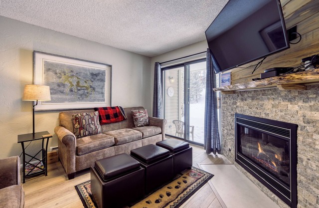 Ski in/Ski out 1st Floor Condo in Breckenridge, Co