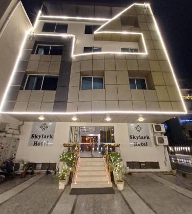 Skylark Hotel by Gabrian Hotels