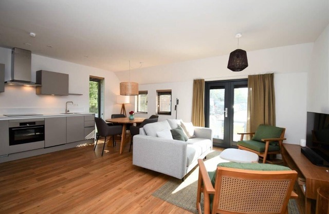 Skylge 2+2p - Two Bedroom Apartment, Sleeps 4