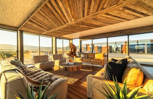 Skyline Ranch-Private & Secluded