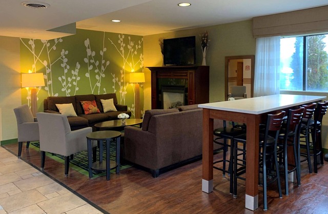 Sleep Inn & Suites